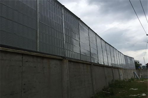 麻山医院金属声屏障的吸音屏降噪效果分析