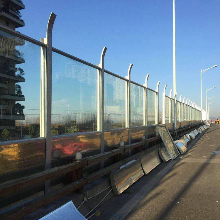 建安金属声屏障 多领域噪声控制的有效解决方案